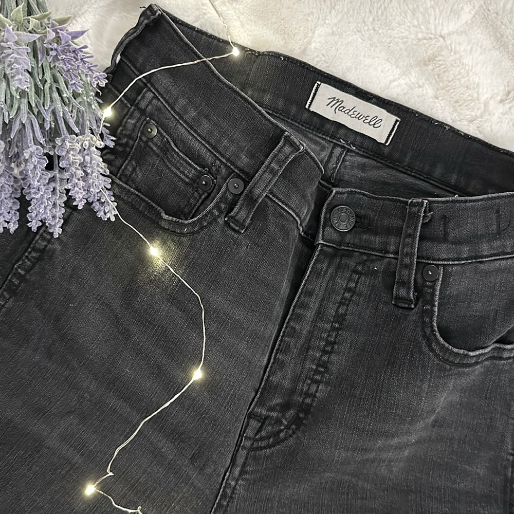 Madewell 10” High Rise Skinny Raw Hem Black Jeans